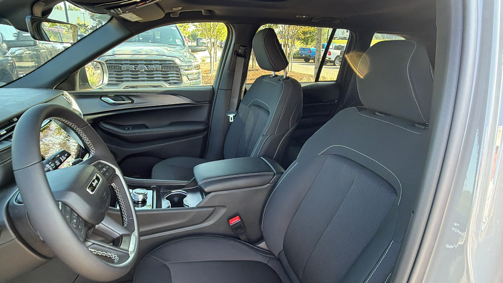 New 2027 Jeep Grand Cherokee Laredo X AWD/4WD image 18