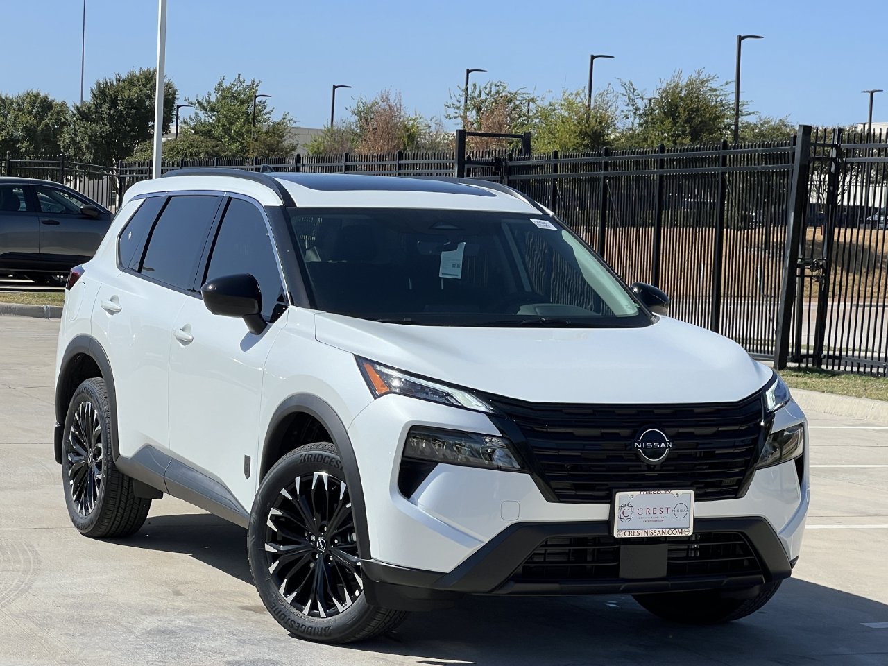 New 2026 Nissan Rogue Dark Armor AWD/4WD image 2