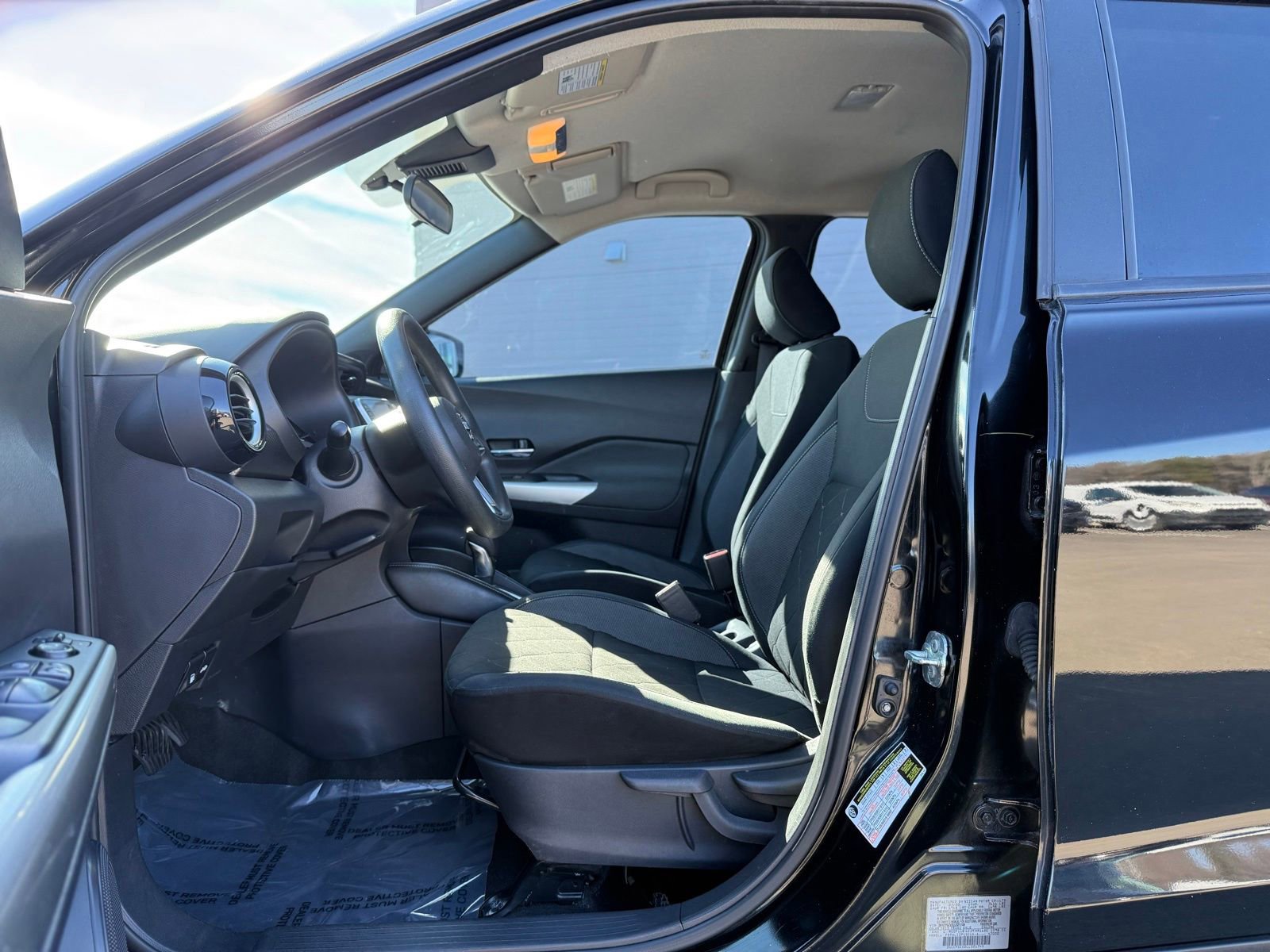 Used 2020 Nissan Kicks SV image 13