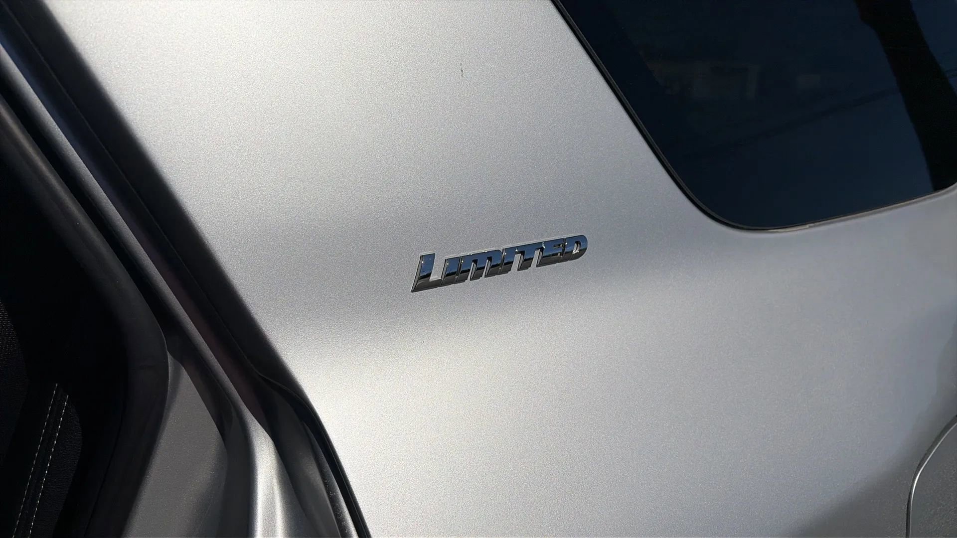 Used 2014 Toyota 4Runner Limited image 31