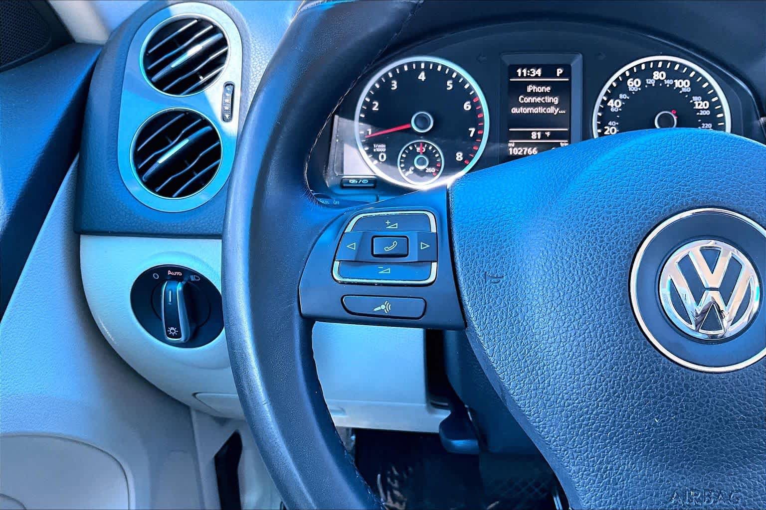 Used 2017 Volkswagen Tiguan S AWD/4WD image 24