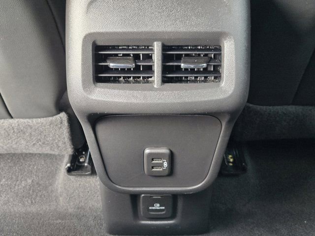 Used 2022 Chevrolet Equinox RS w/ RS Leather Package FWD image 29