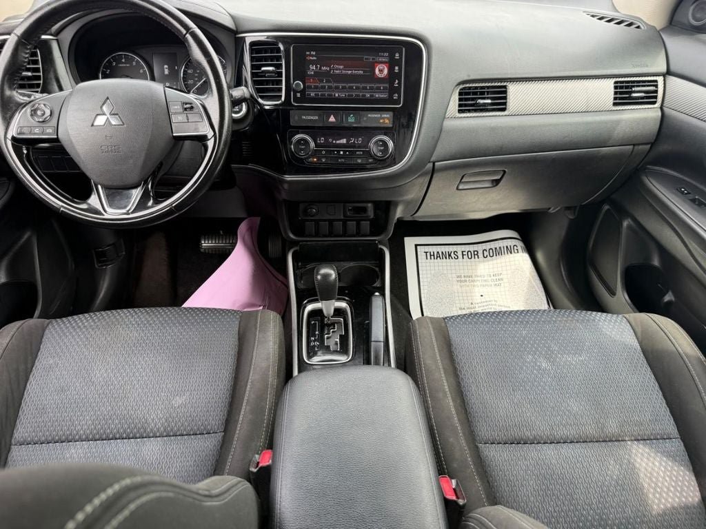 Used 2018 Mitsubishi Outlander SE FWD image 11