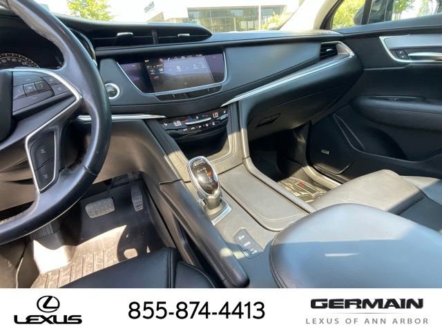 Used 2018 Cadillac XT5 Luxury w/ Driver Awareness Package AWD/4WD image 20