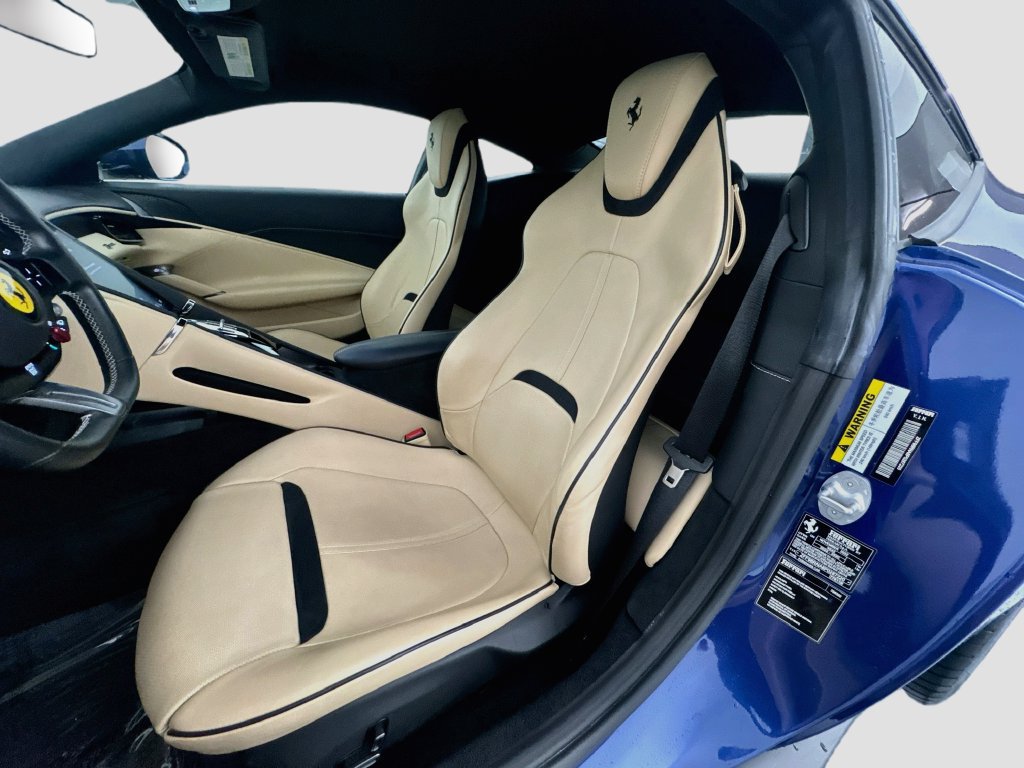 Used 2023 Ferrari Roma RWD image 22