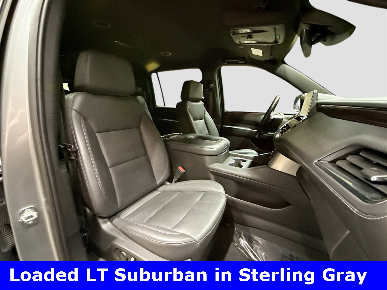 Used 2023 Chevrolet Suburban LT image 30