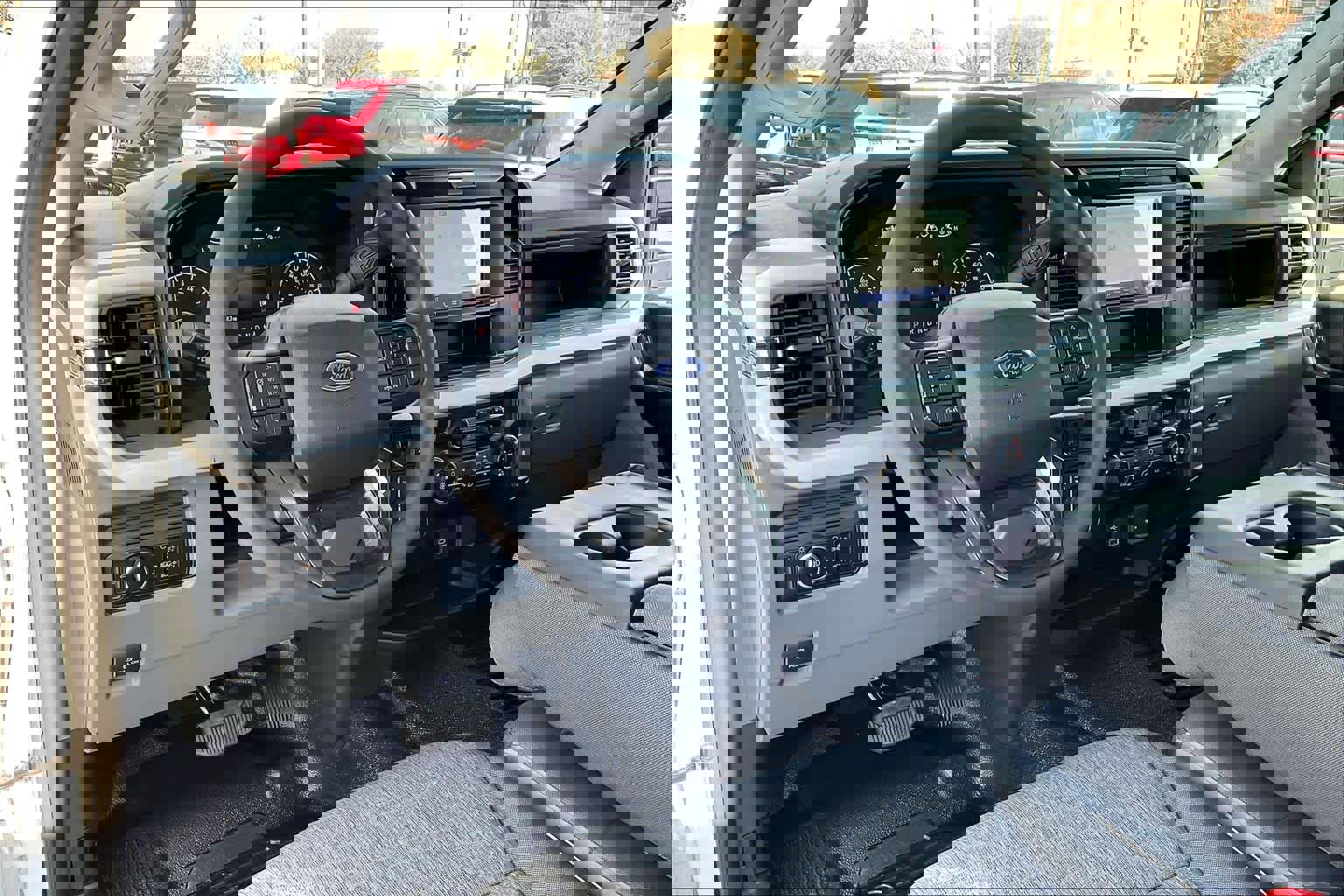 New 2026 Ford F250 XL w/ XL Off-Road Package image 8