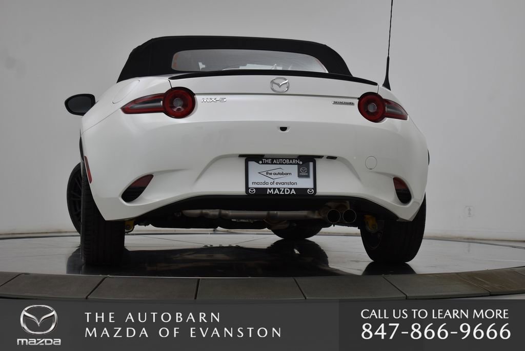 Certified 2025 MAZDA MX-5 Miata Club image 10