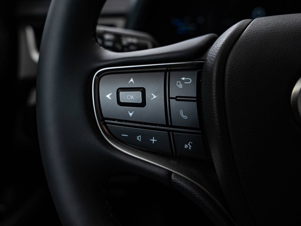New 2026 Lexus UX 300h AWD image 28