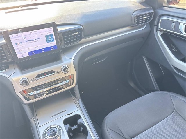 Certified 2022 Ford Explorer XLT w/ Class IV Trailer Tow Package image 17