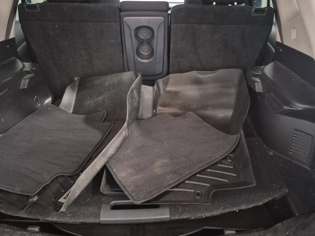 Used 2020 Nissan Rogue SV AWD/4WD image 12