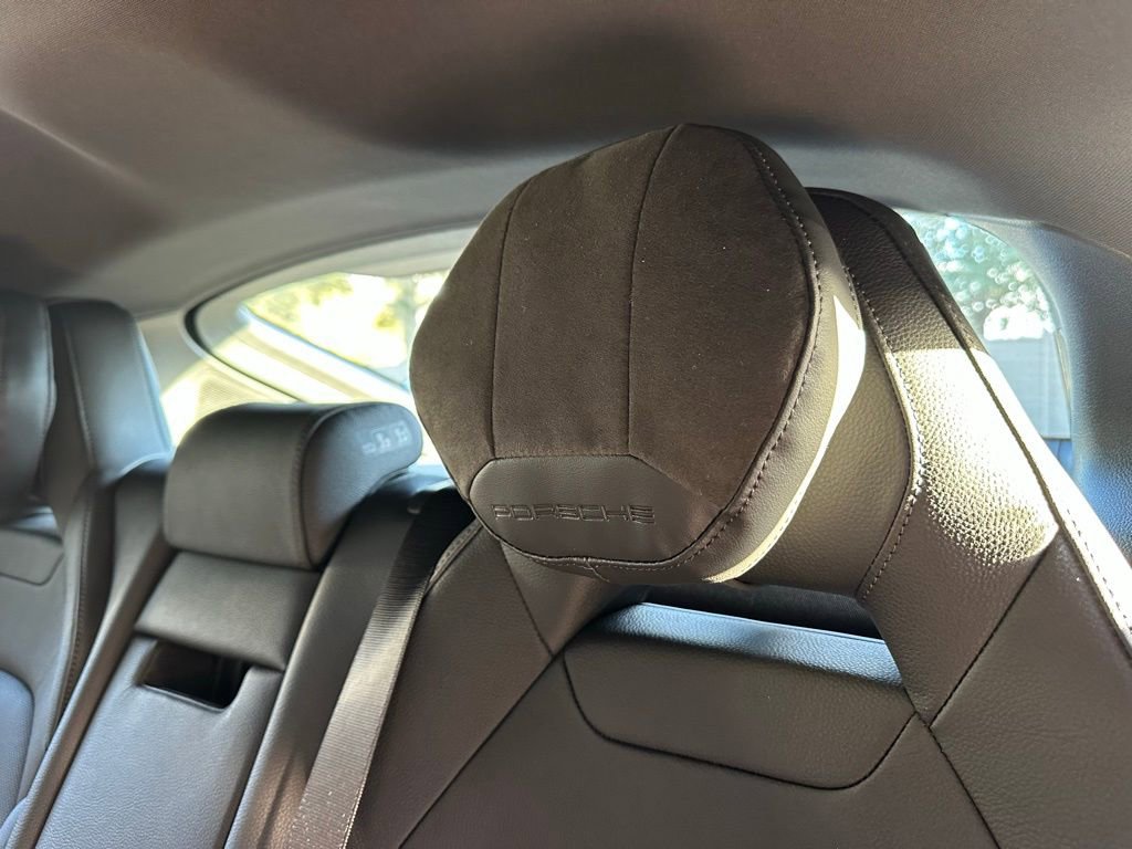 Used 2026 Porsche Panamera image 37