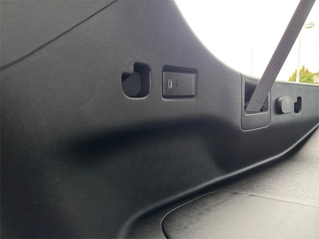 Used 2023 Chevrolet Suburban High Country w/ Premium Package 2 image 37