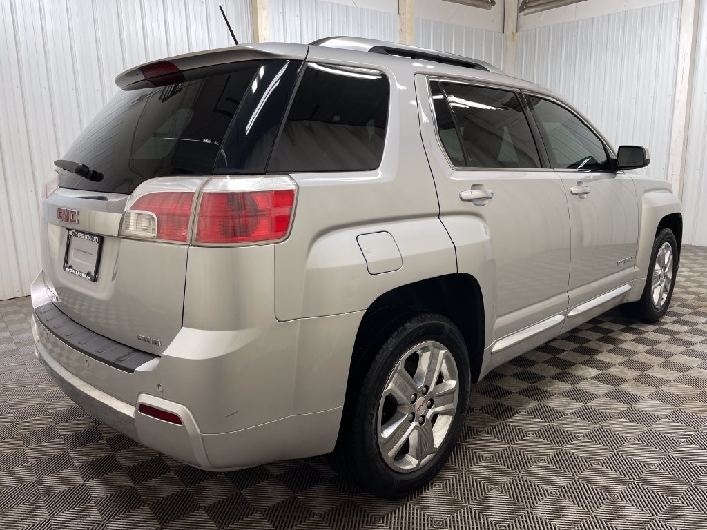 Used 2015 GMC Terrain Denali AWD/4WD image 16