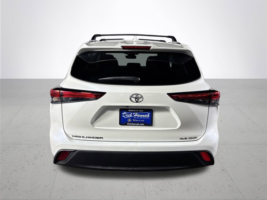 Used 2020 Toyota Highlander XLE image 7
