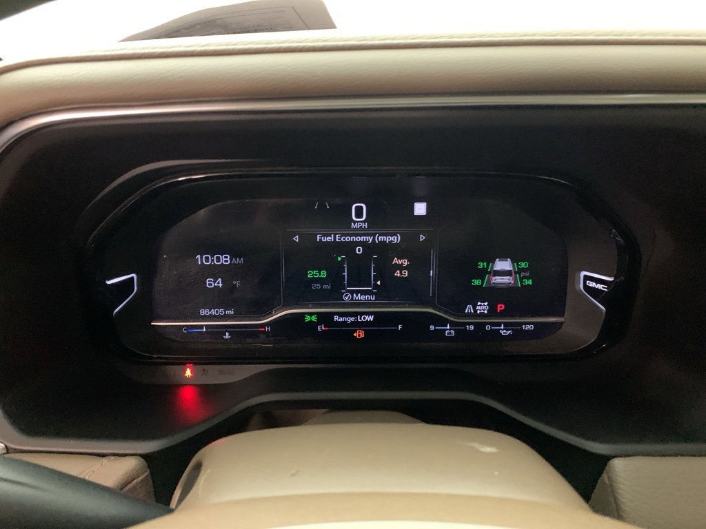 Used 2022 GMC Yukon XL Denali image 6