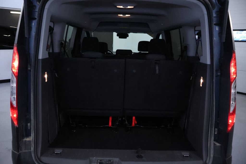 Used 2023 Ford Transit Connect XL FWD image 16