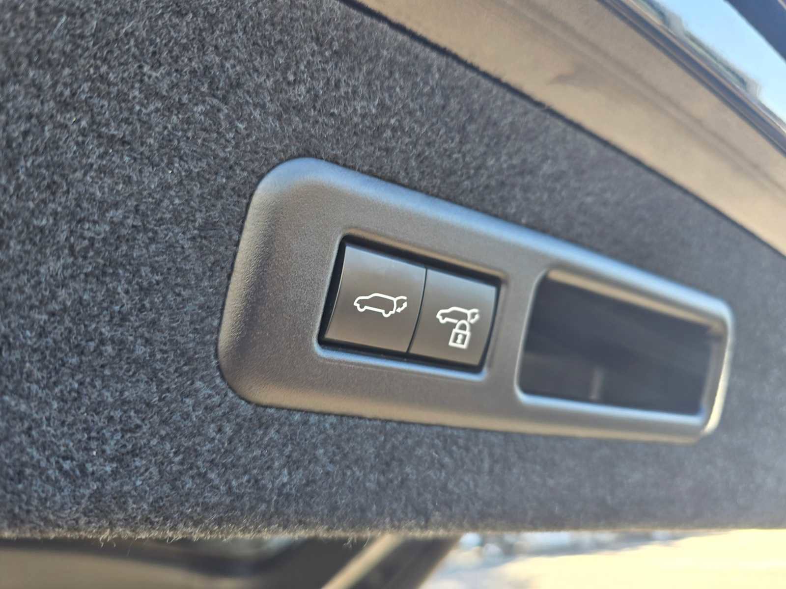 Certified 2022 Lexus RX 350L Luxury image 18