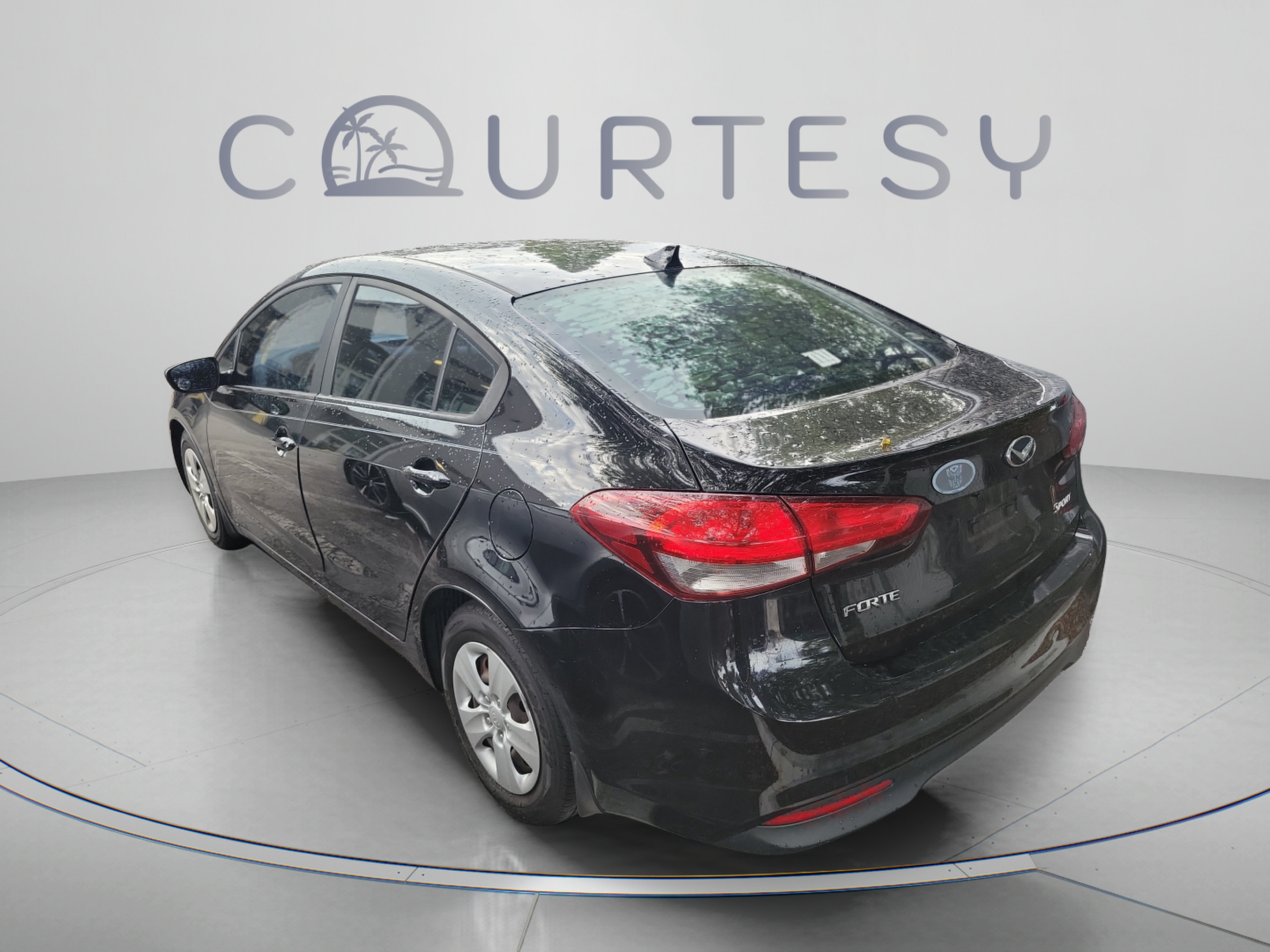 Used 2018 Kia Forte LX FWD image 13