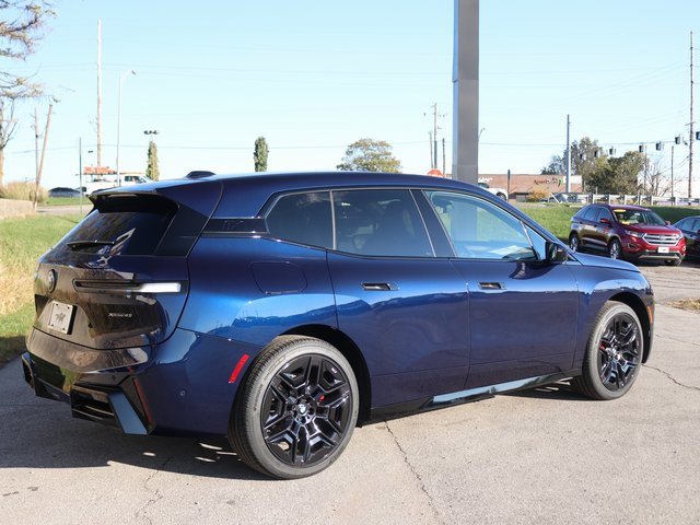 New 2026 BMW iX xDrive45 w/ M Sport Package image 28