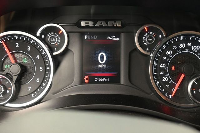 Used 2025 RAM 2500 Big Horn AWD/4WD image 37