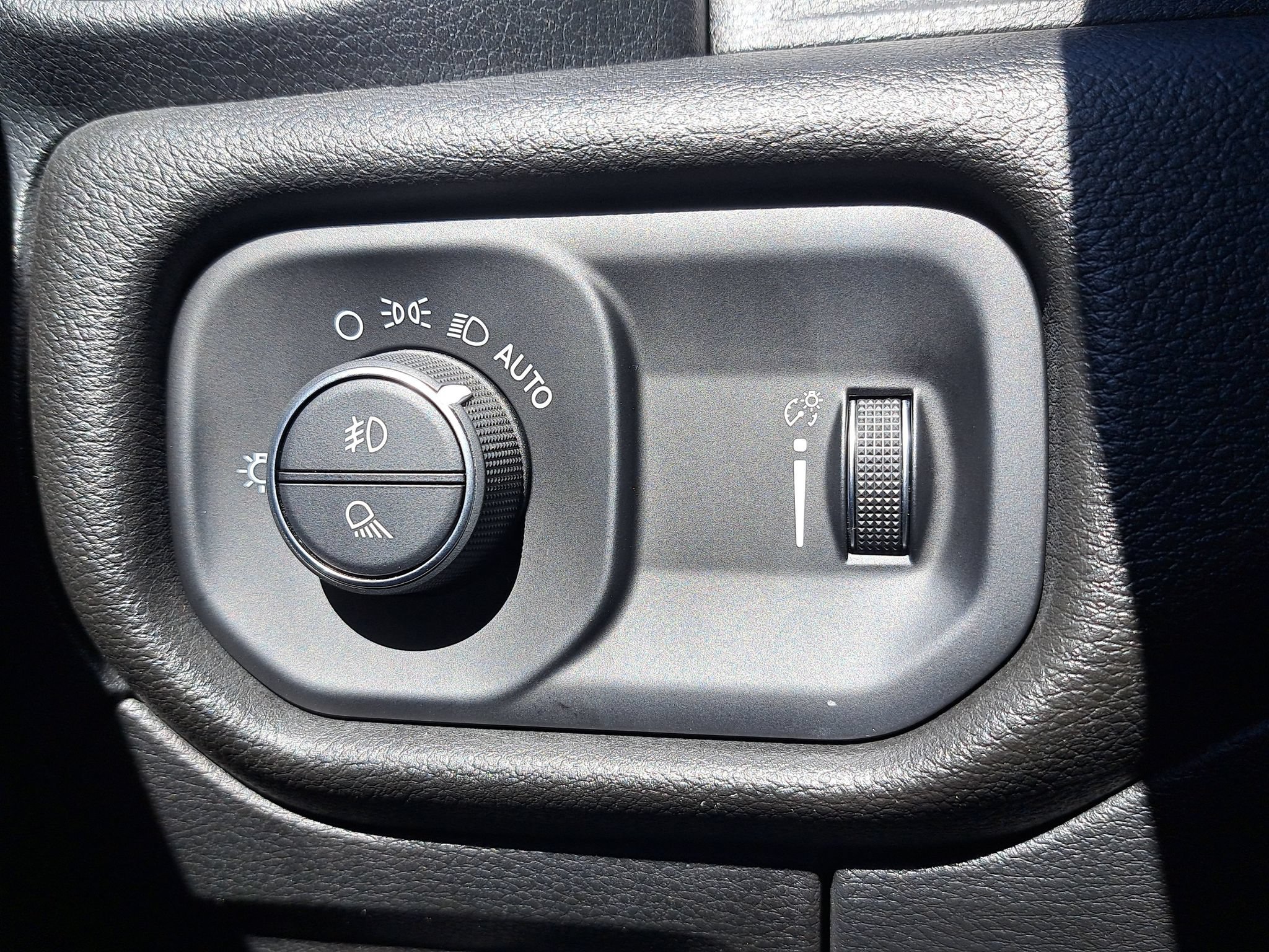 Certified 2022 RAM 1500 Big Horn AWD/4WD image 25