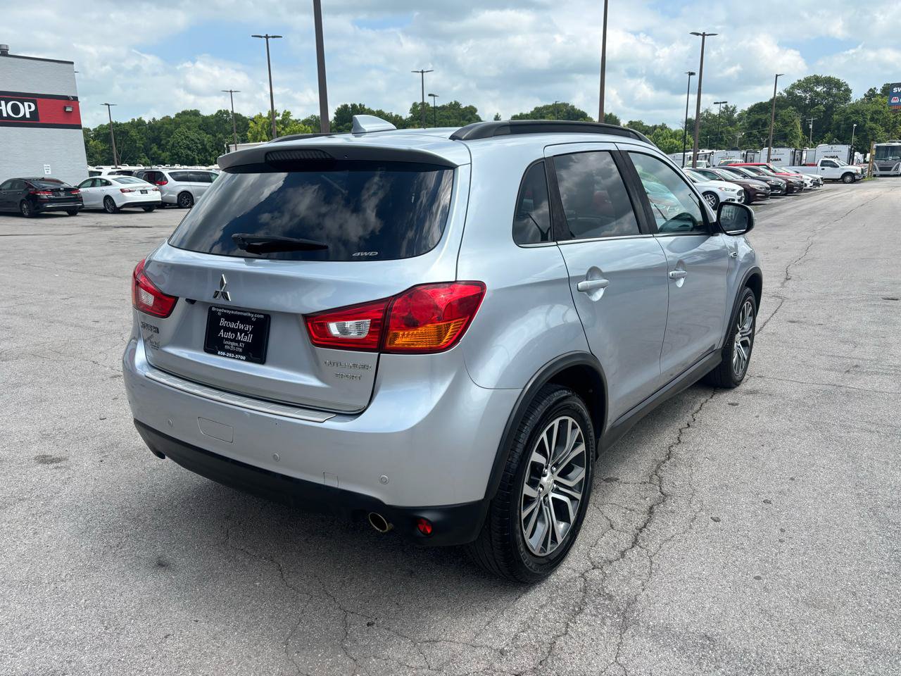 Used 2017 Mitsubishi Outlander Sport GT AWD/4WD image 3