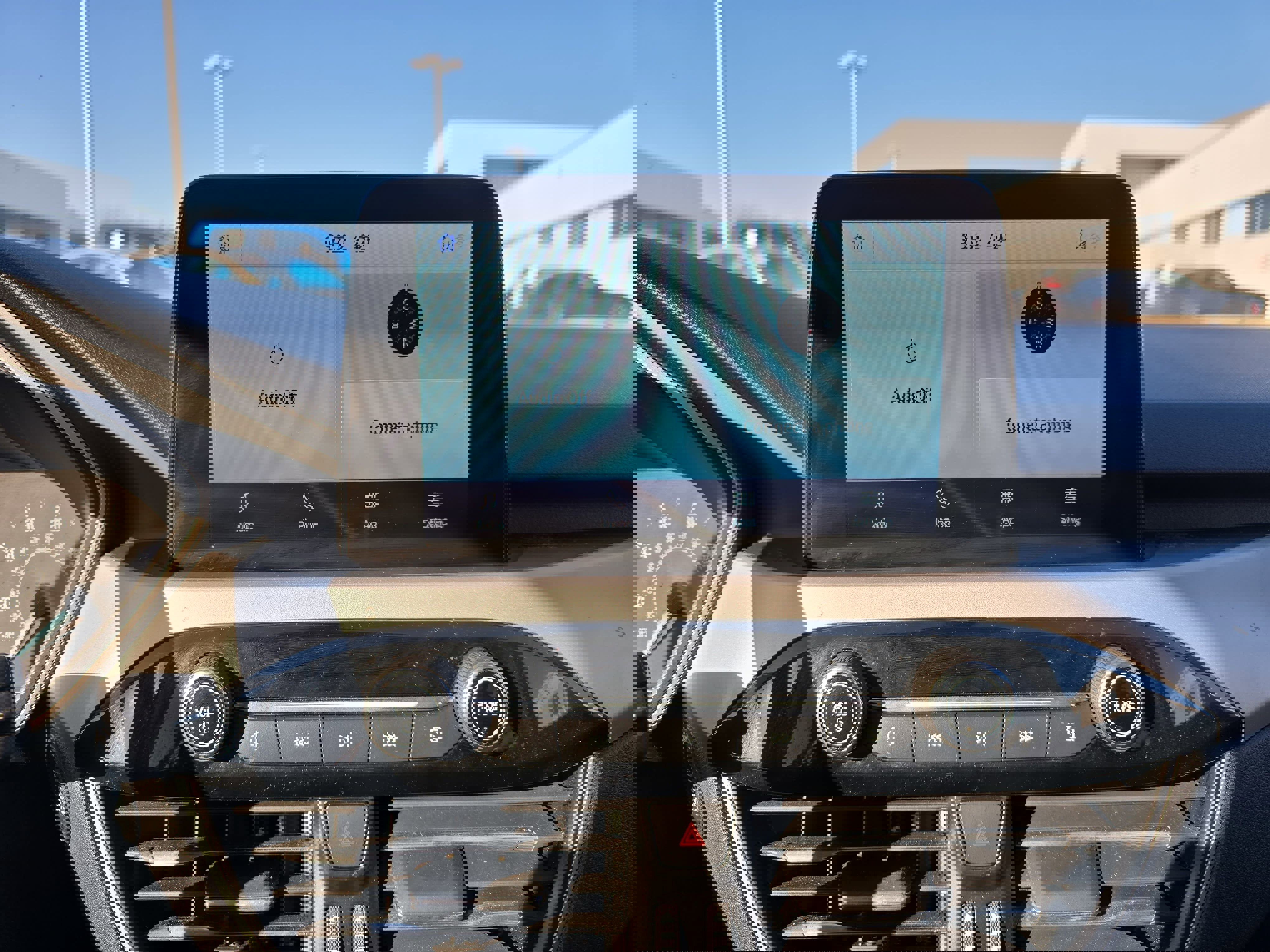 Used 2022 Ford Escape SEL image 24