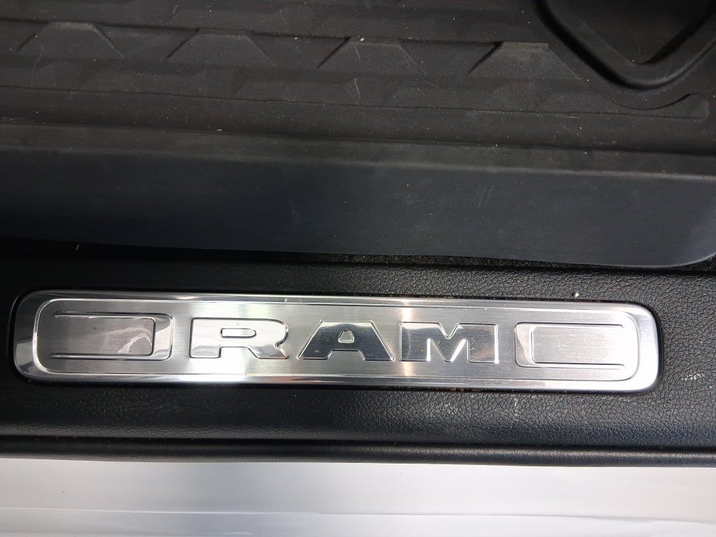 Used 2020 RAM 1500 Laramie AWD/4WD image 48