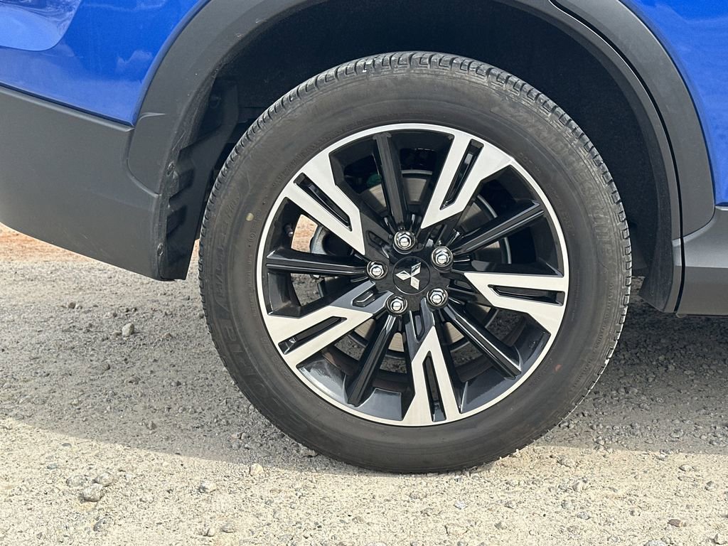 Used 2025 Mitsubishi Eclipse Cross SE image 18