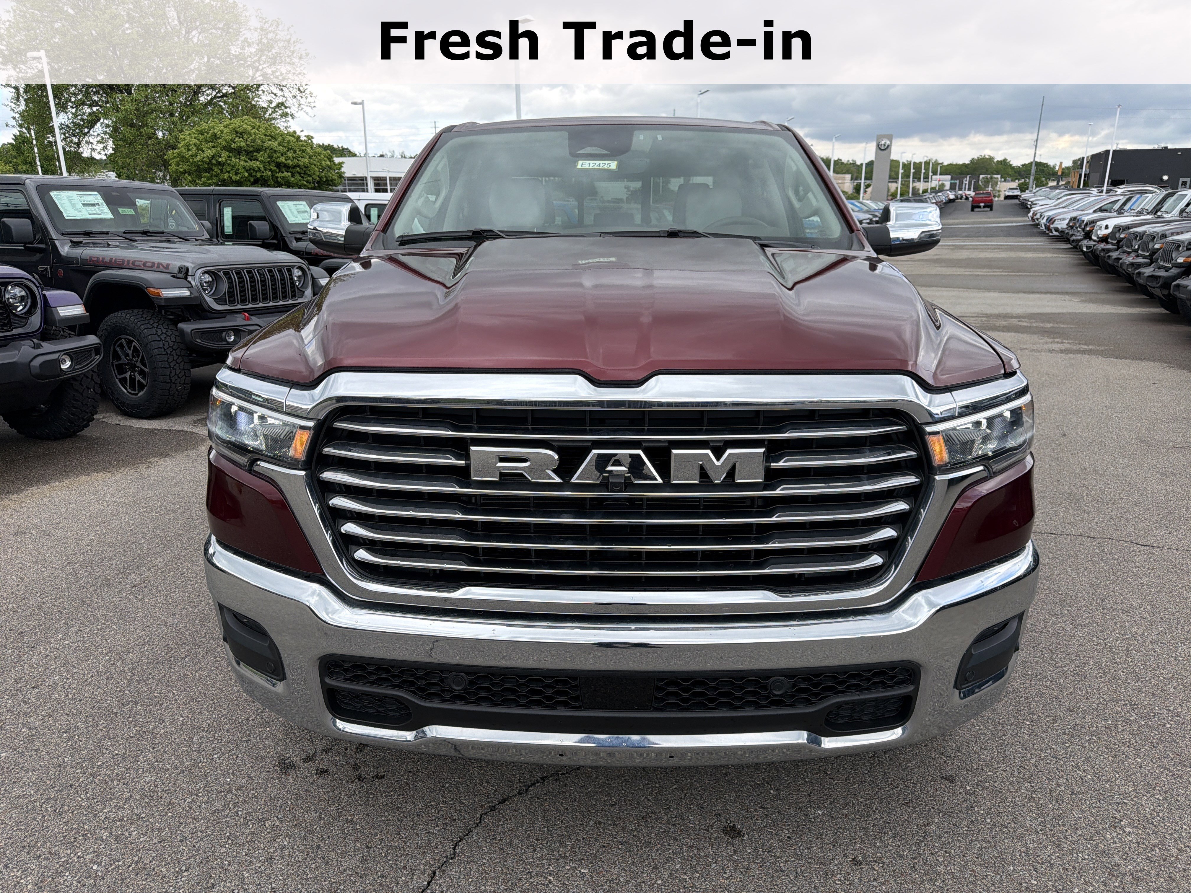 Used 2025 RAM 1500 Laramie AWD/4WD image 3