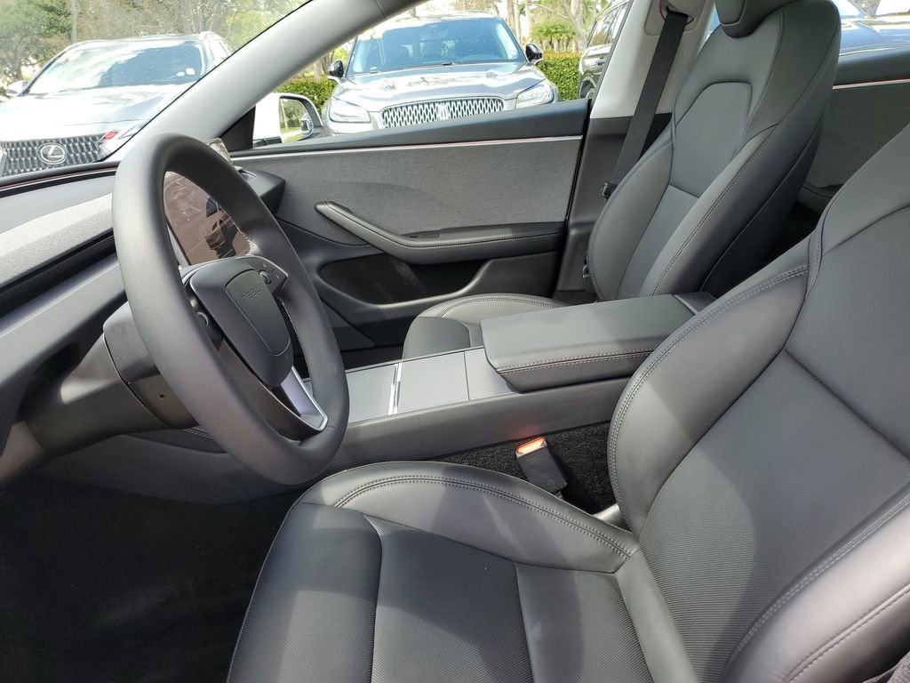Used 2025 Tesla Model 3 Long Range image 19