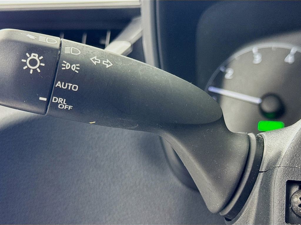 Used 2024 Toyota Corolla LE FWD image 13