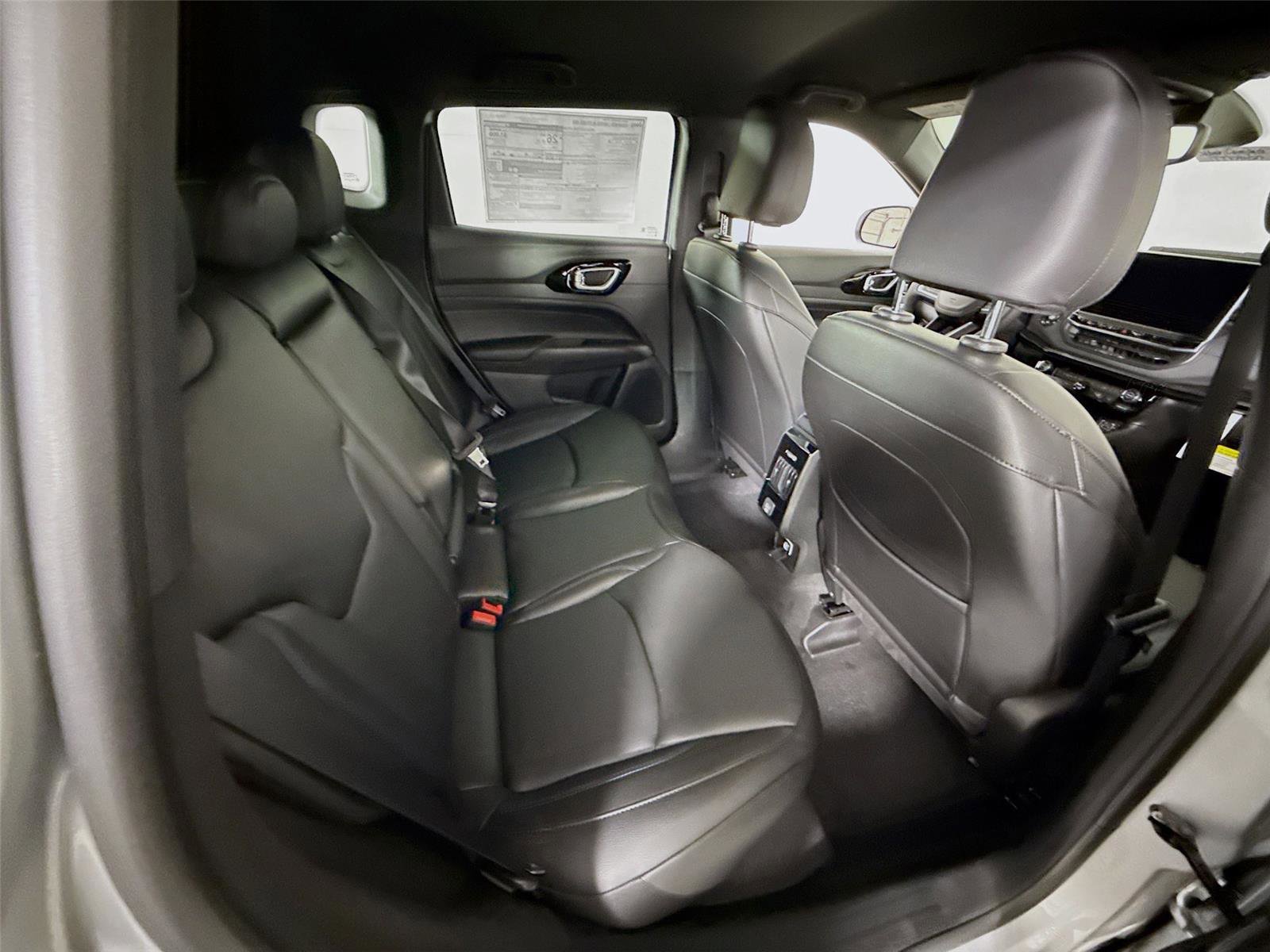 New 2026 Jeep Compass Limited AWD/4WD image 18