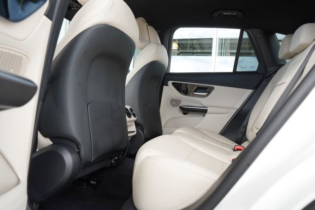 Certified 2025 Mercedes-Benz GLC 350e GLC 350e image 34