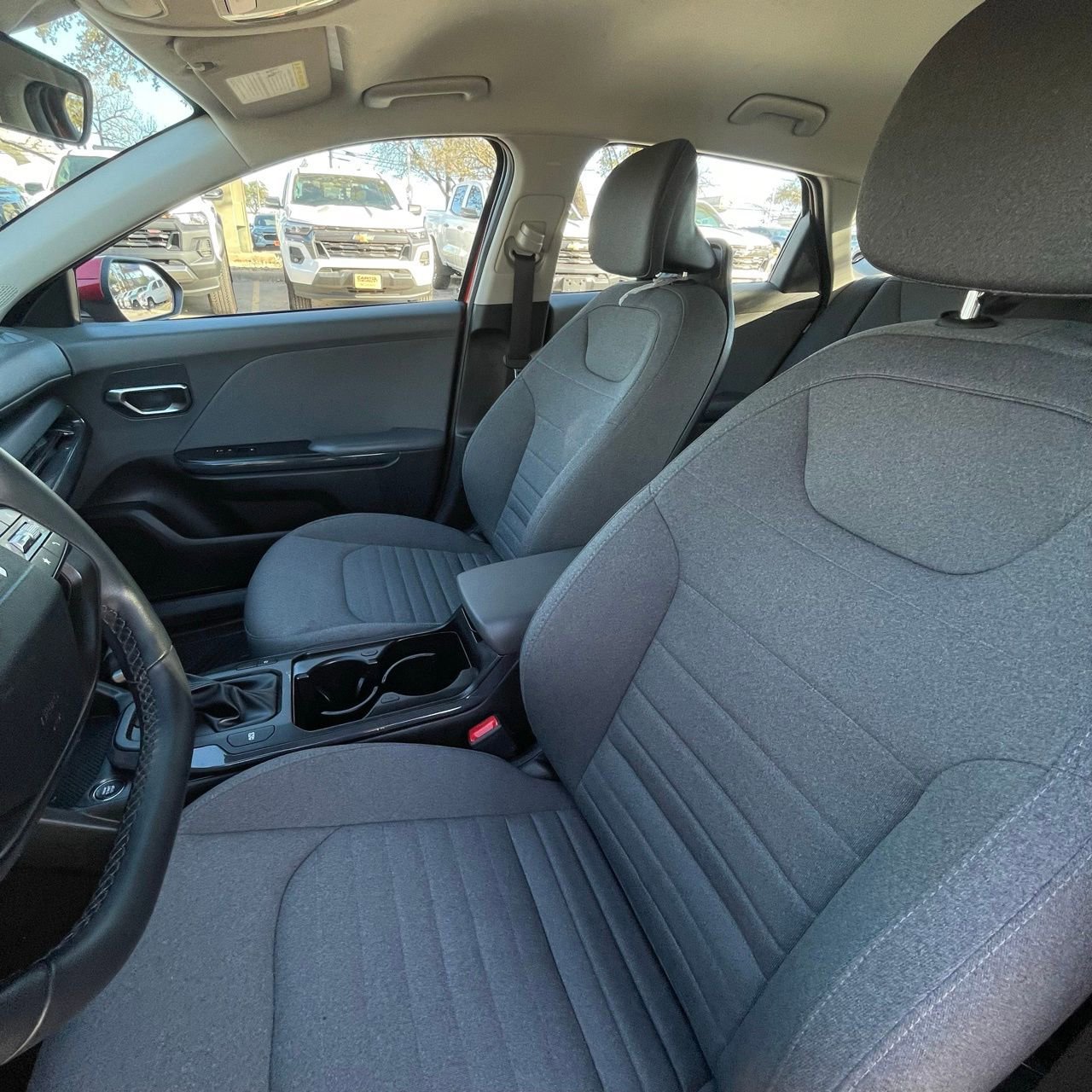 Used 2025 Kia K4 EX image 20