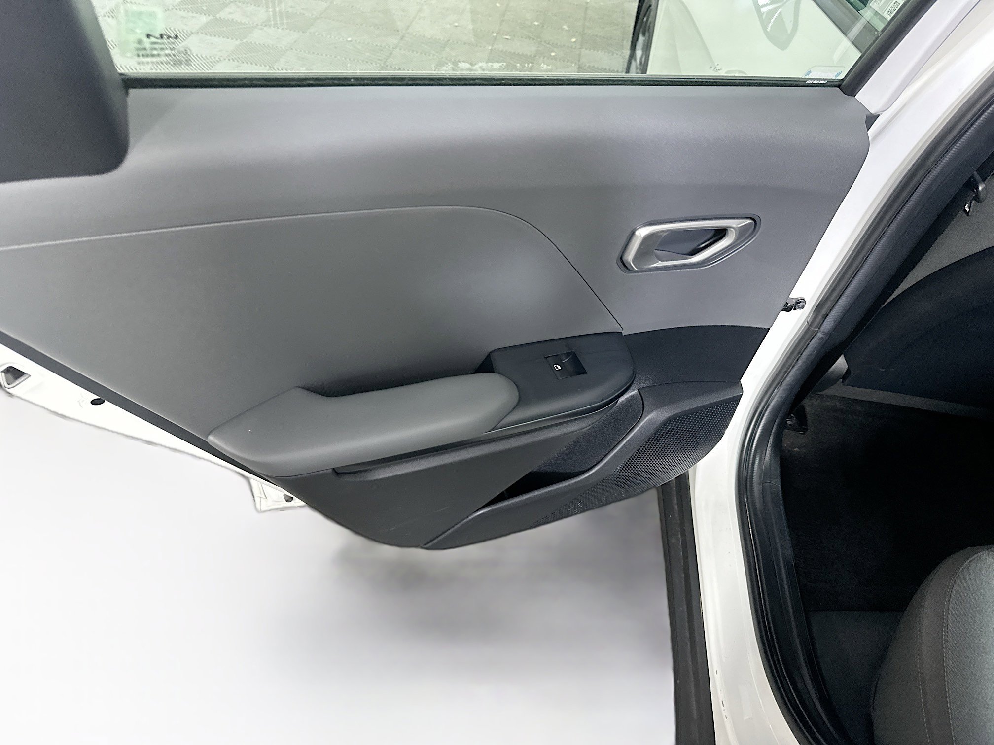 Used 2025 Kia K4 LXS image 25