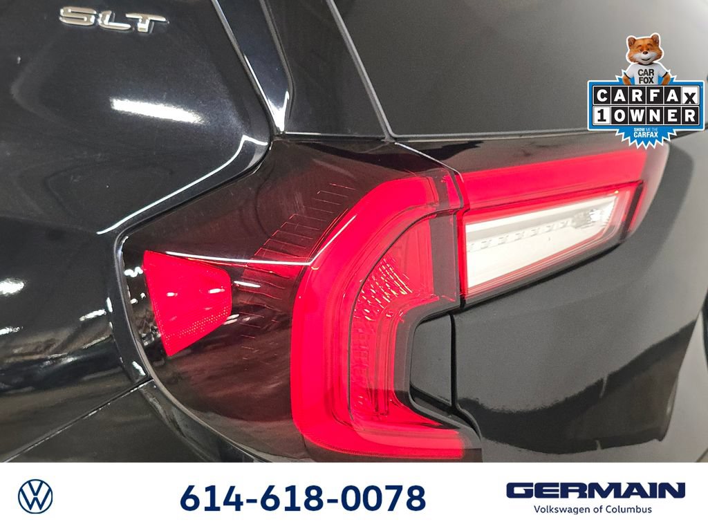 Used 2022 GMC Terrain SLT w/ Infotainment Package II AWD/4WD image 18