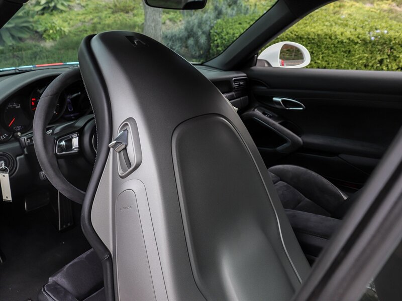 Used 2019 Porsche 911 Carrera GTS RWD image 29