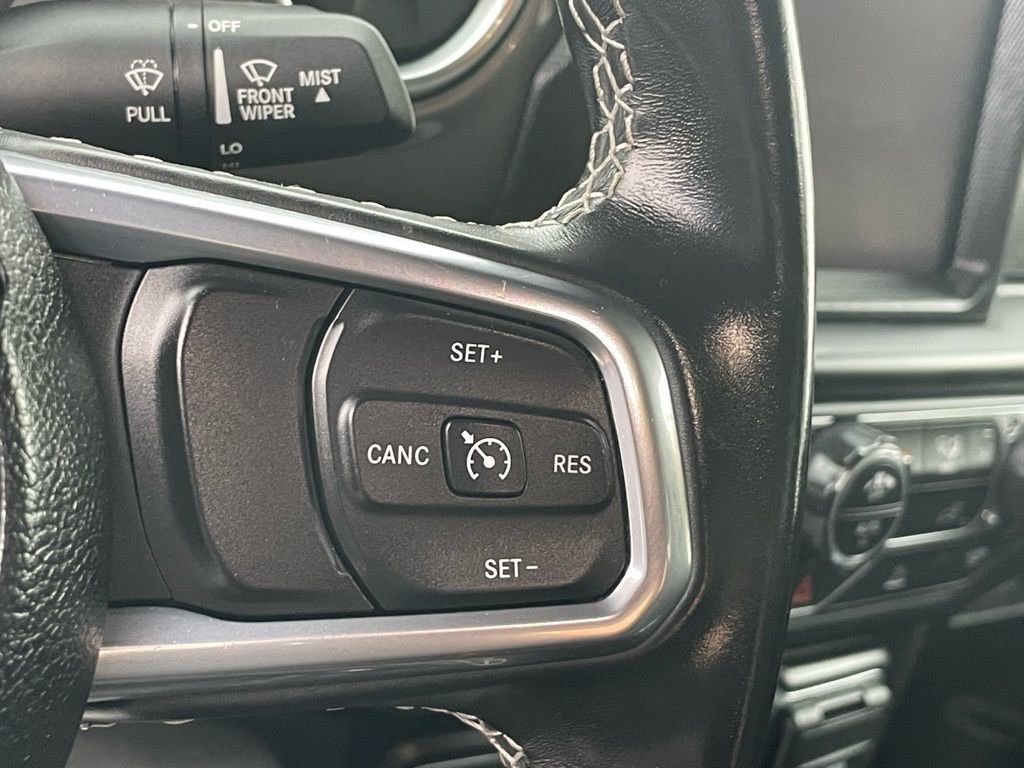 Used 2022 Jeep Wrangler Unlimited Sahara image 28