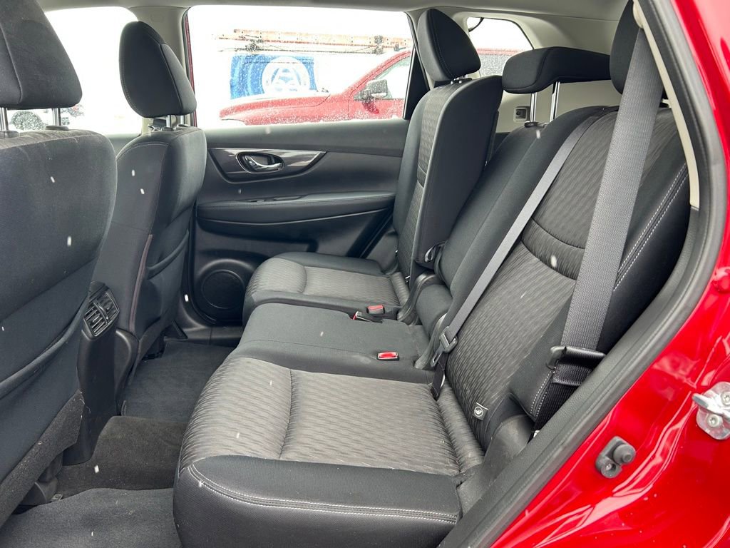 Used 2017 Nissan Rogue S image 20