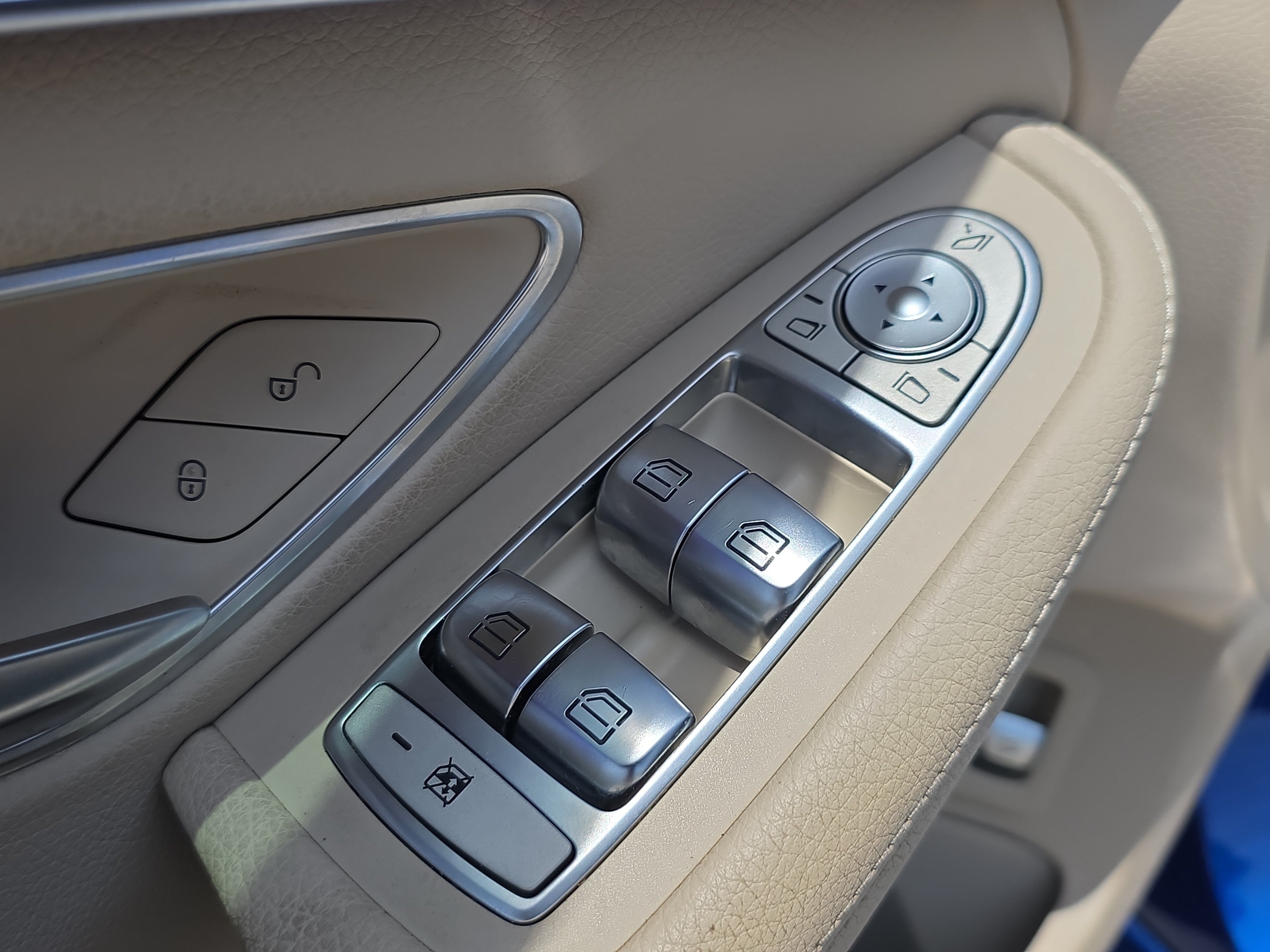 Used 2020 Mercedes-Benz C 300 Sedan image 20