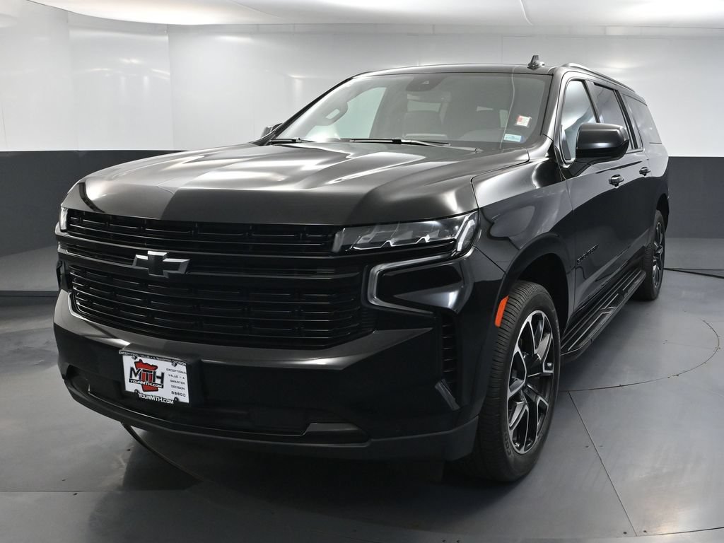 Used 2023 Chevrolet Suburban RST AWD/4WD image 13