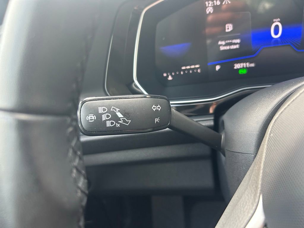 Used 2023 Volkswagen Jetta SE image 23