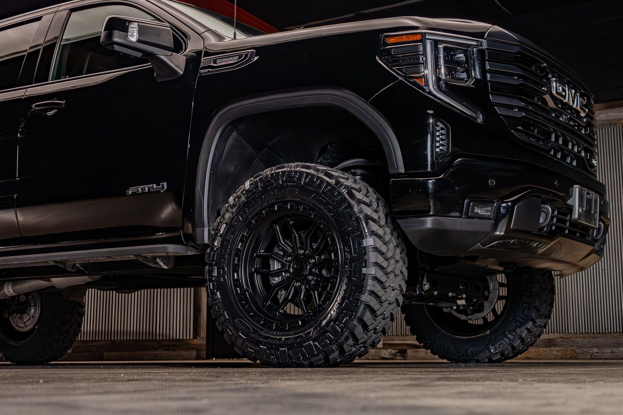 Used 2023 GMC Sierra 1500 AT4 w/ AT4 Premium Package AWD/4WD image 12