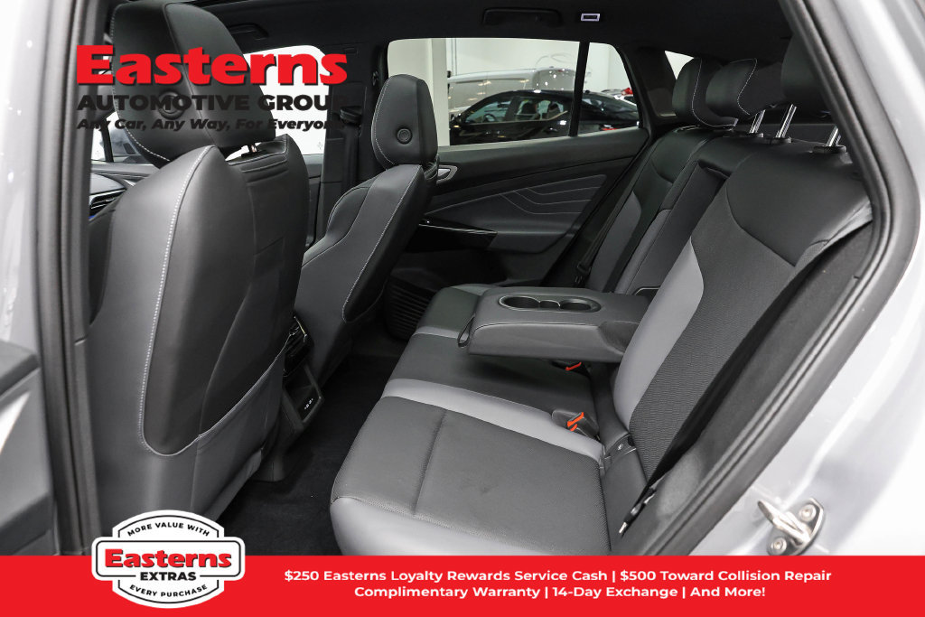 Used 2023 Volkswagen ID.4 Pro S AWD/4WD image 20