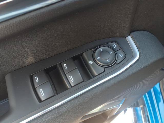 Used 2023 Chevrolet Silverado 1500 LT w/ Safety Package AWD/4WD image 19