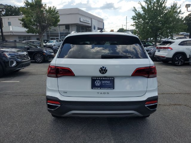 Certified 2023 Volkswagen Taos SE w/ Panoramic Sunroof Package FWD image 5