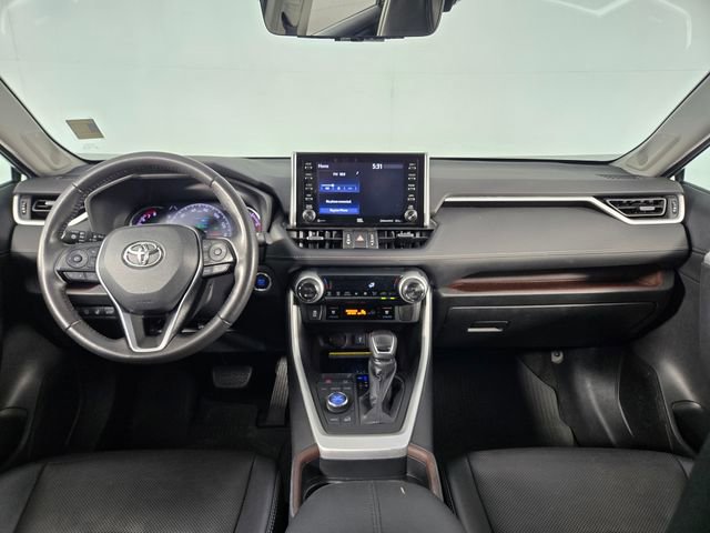 Used 2020 Toyota RAV4 Limited image 25