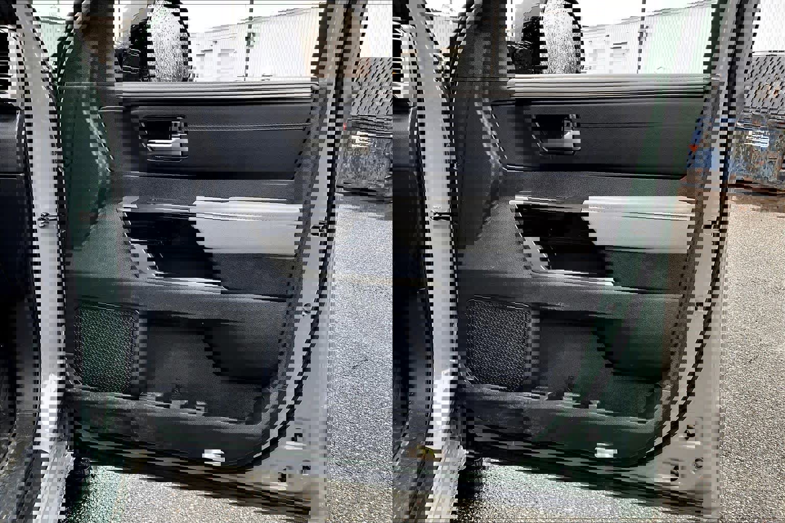 Used 2025 Toyota Tundra Limited image 23